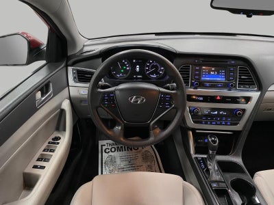 2016 Hyundai Sonata Hybrid 4dr Sdn SE