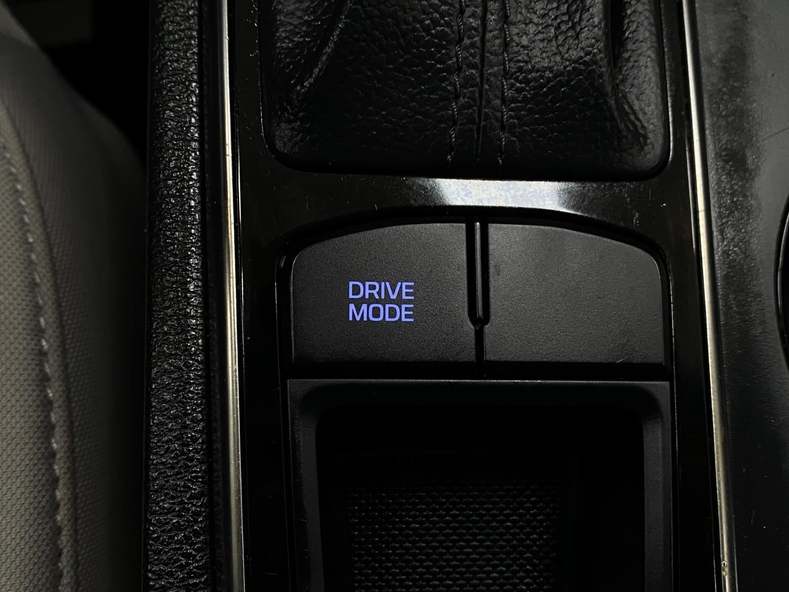 2016 Hyundai Sonata Hybrid 4dr Sdn SE