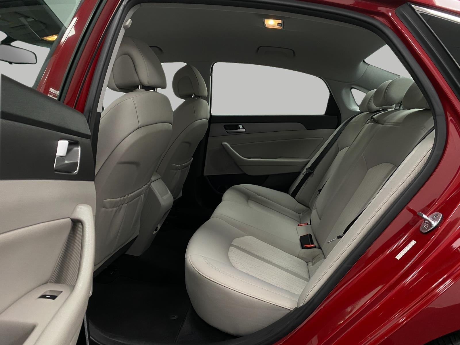 2016 Hyundai Sonata Hybrid 4dr Sdn SE