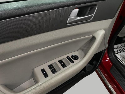 2016 Hyundai Sonata Hybrid 4dr Sdn SE