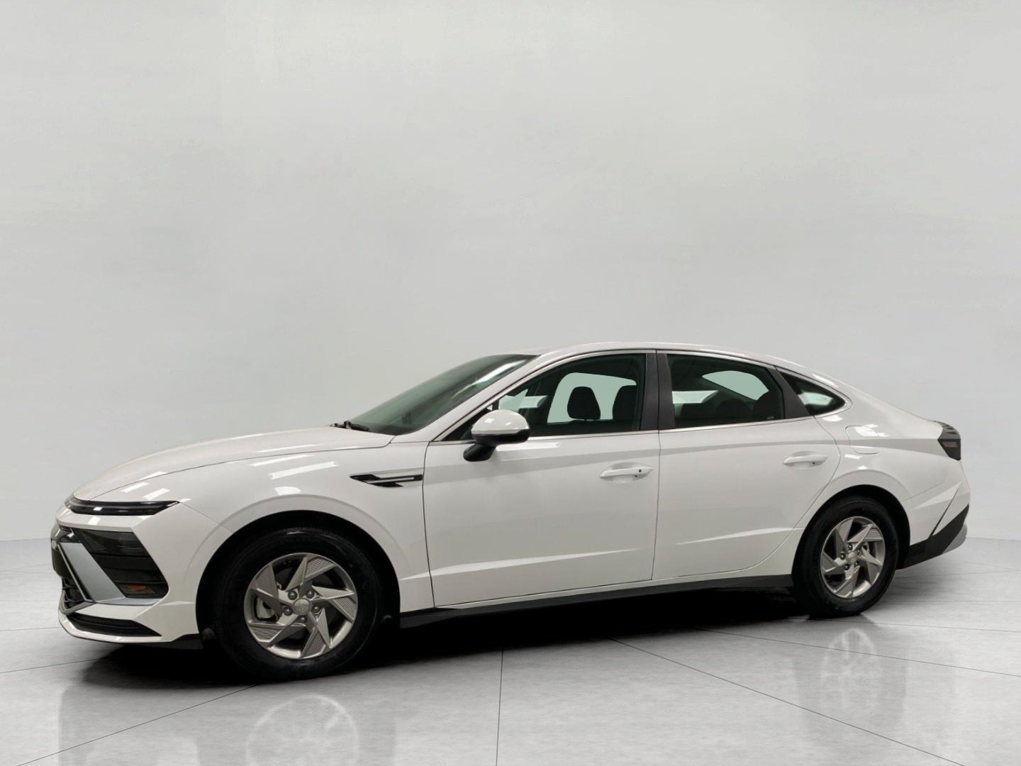 2025 Hyundai Sonata SE FWD