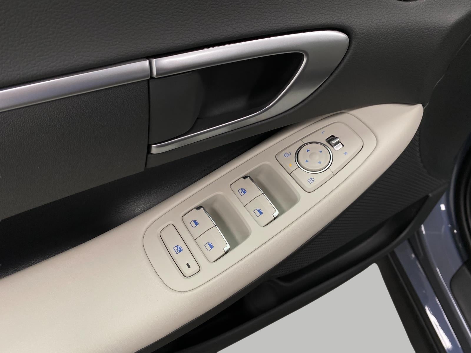 2025 Hyundai Sonata SE FWD