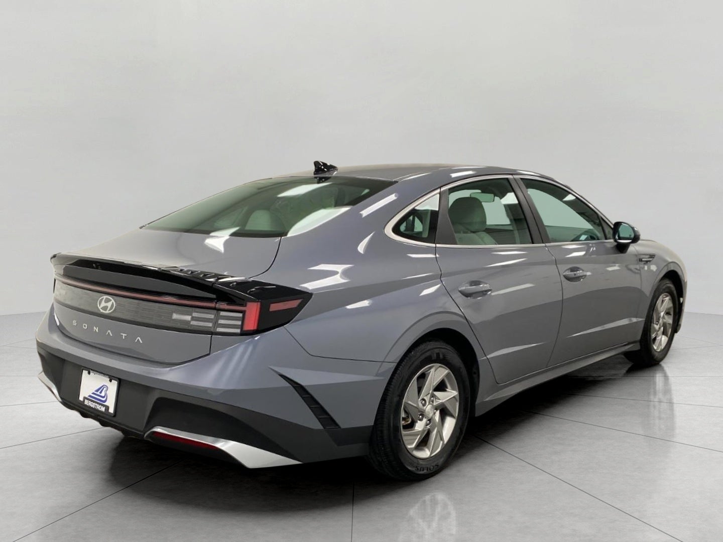 2025 Hyundai Sonata SE FWD