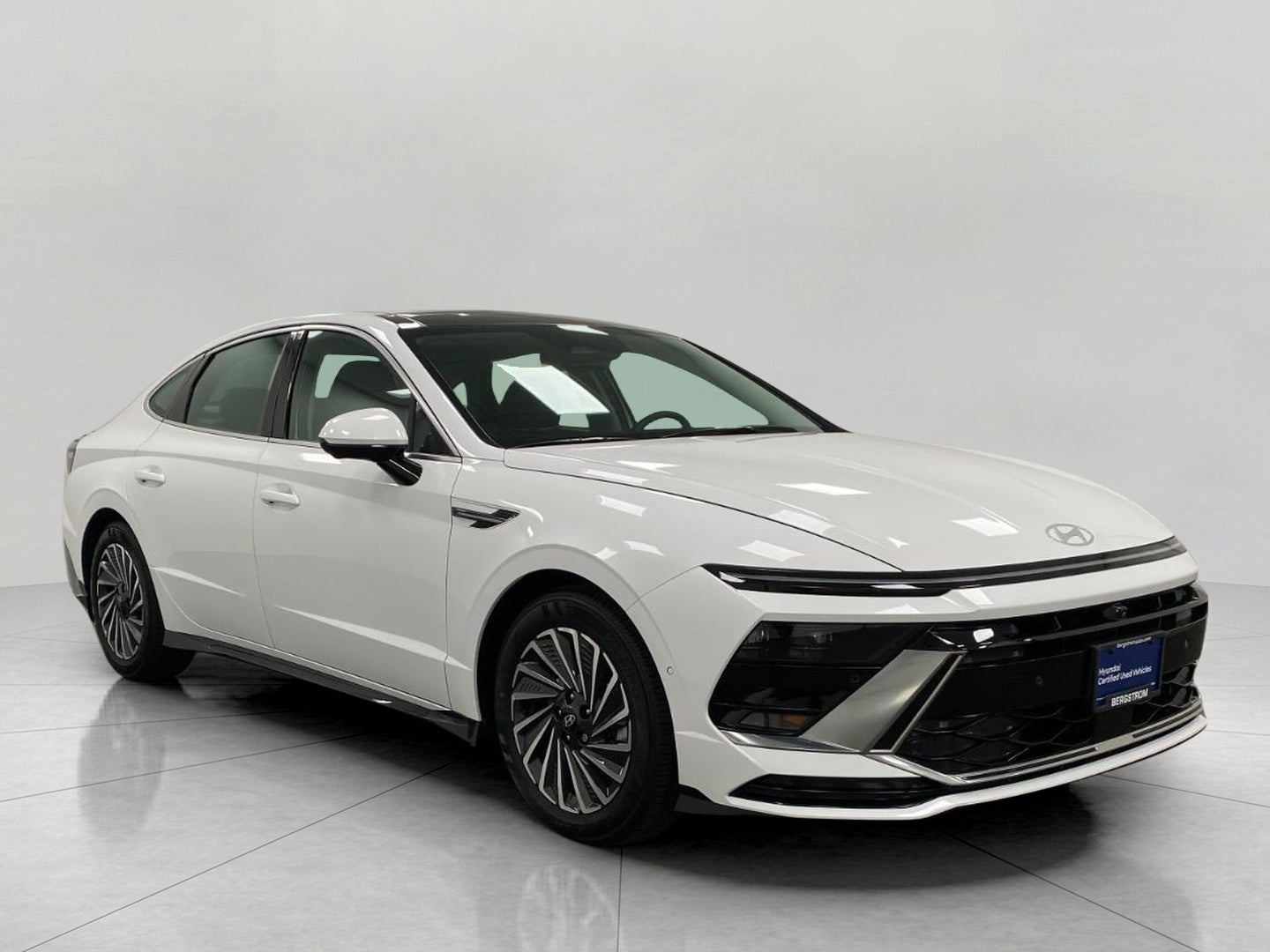 2025 Hyundai Sonata Hybrid Limited FWD
