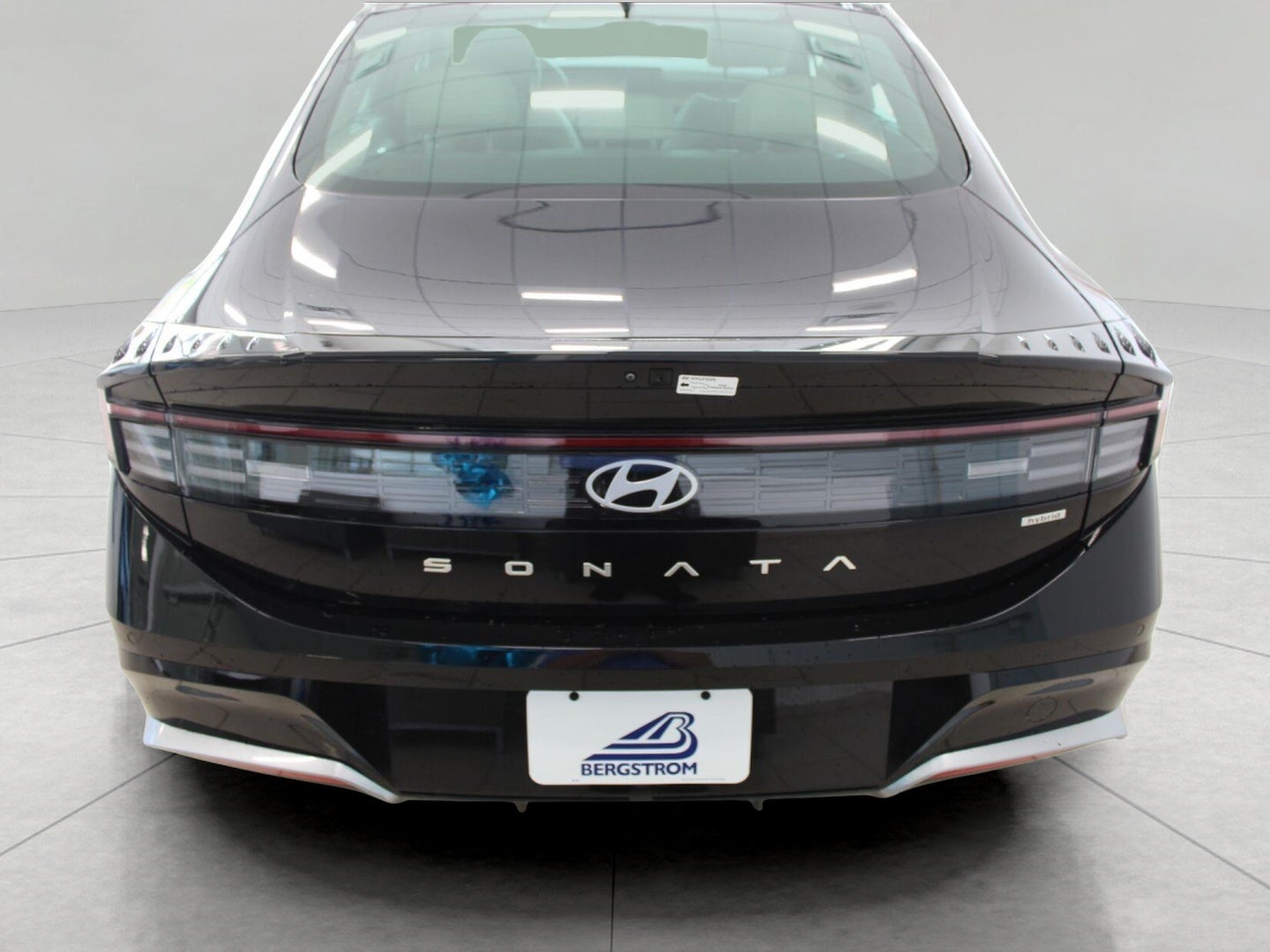 2025 Hyundai Sonata Hybrid Limited FWD