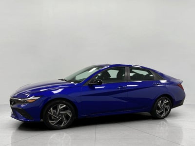 2025 Hyundai Elantra SEL Convenience IVT