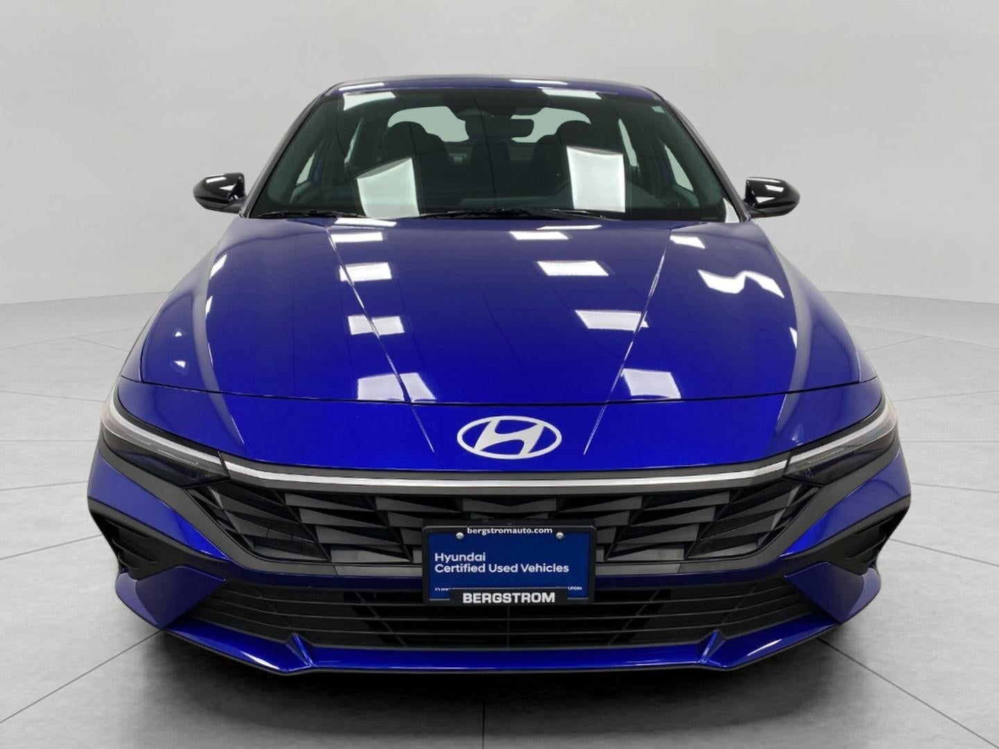 2025 Hyundai Elantra SEL Convenience IVT