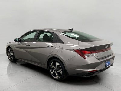 2023 Hyundai Elantra SEL IVT