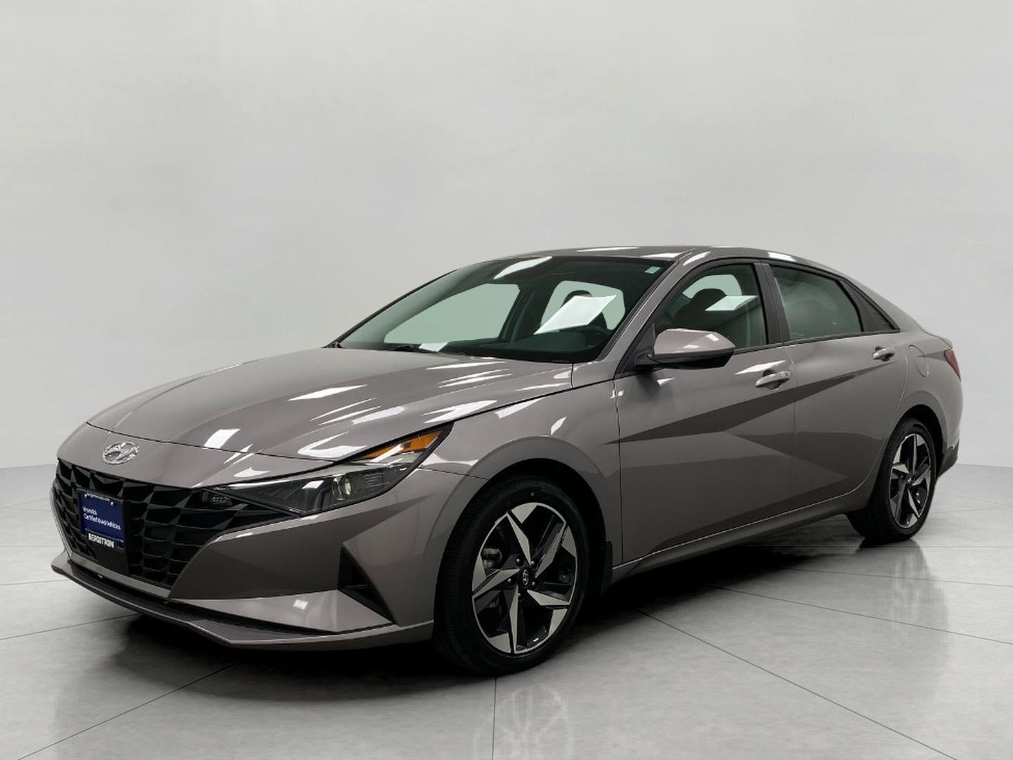 2023 Hyundai Elantra SEL IVT
