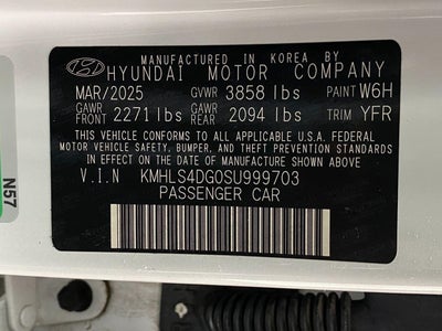 2025 Hyundai Elantra SEL Convenience IVT