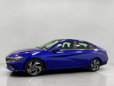 2025 Hyundai Elantra SEL Convenience IVT