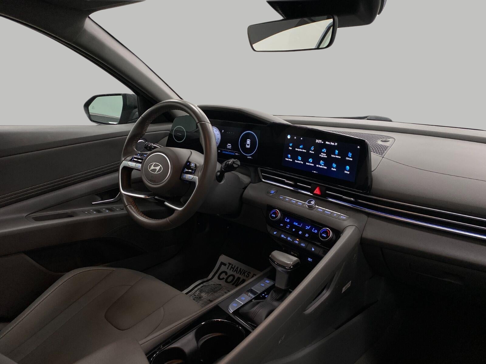 2025 Hyundai Elantra SEL Convenience IVT
