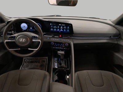 2025 Hyundai Elantra SEL Convenience IVT