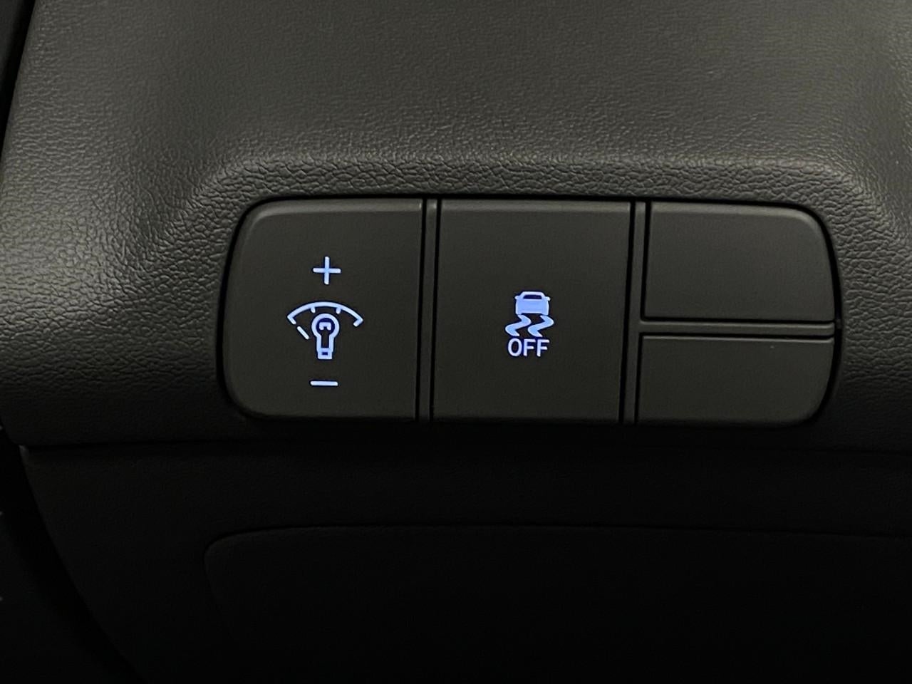 2025 Hyundai ELANTRA SEDAN