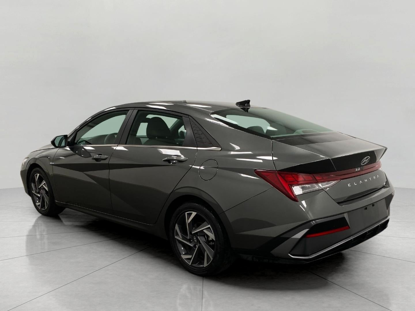 2025 Hyundai ELANTRA SEDAN