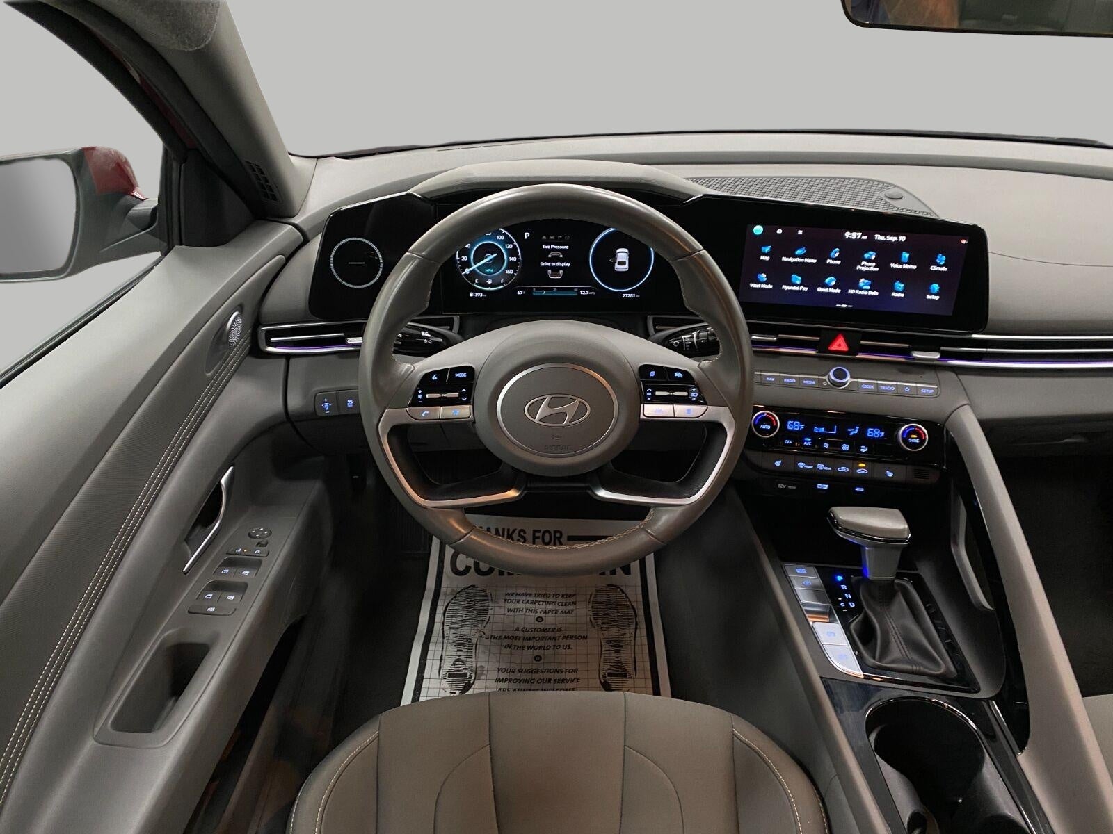 2025 Hyundai Elantra SEL Convenience IVT