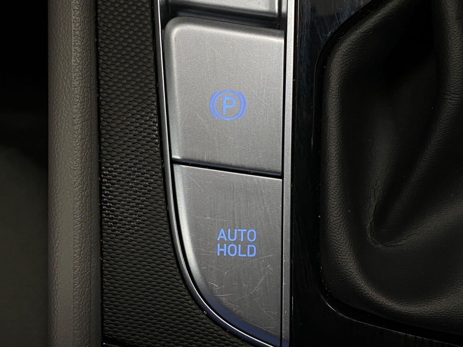2025 Hyundai Elantra SEL Convenience IVT