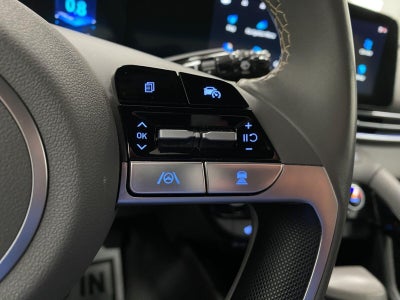 2025 Hyundai Elantra SEL Convenience IVT