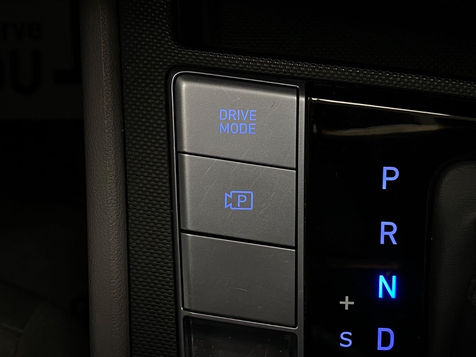 2025 Hyundai Elantra SEL Convenience IVT