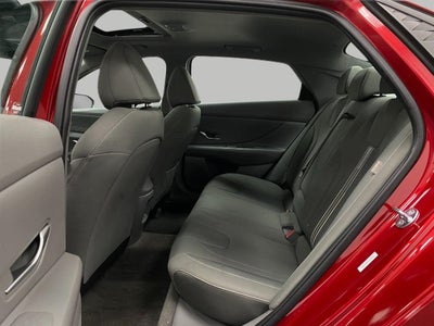 2025 Hyundai Elantra SEL Convenience IVT