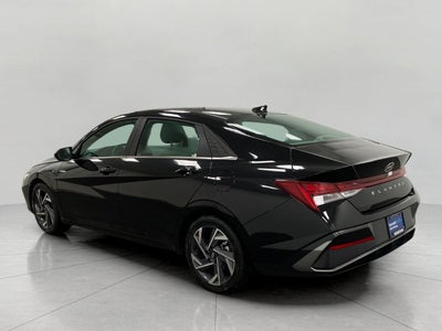 2025 Hyundai Elantra SEL Convenience IVT