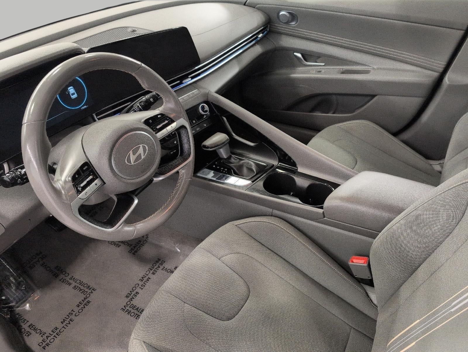 2024 Hyundai Elantra SEL IVT