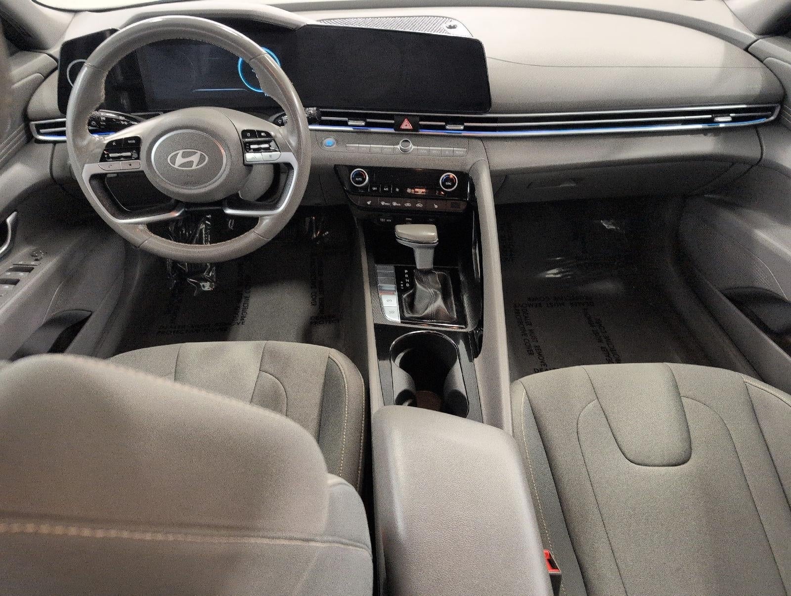 2024 Hyundai Elantra SEL IVT