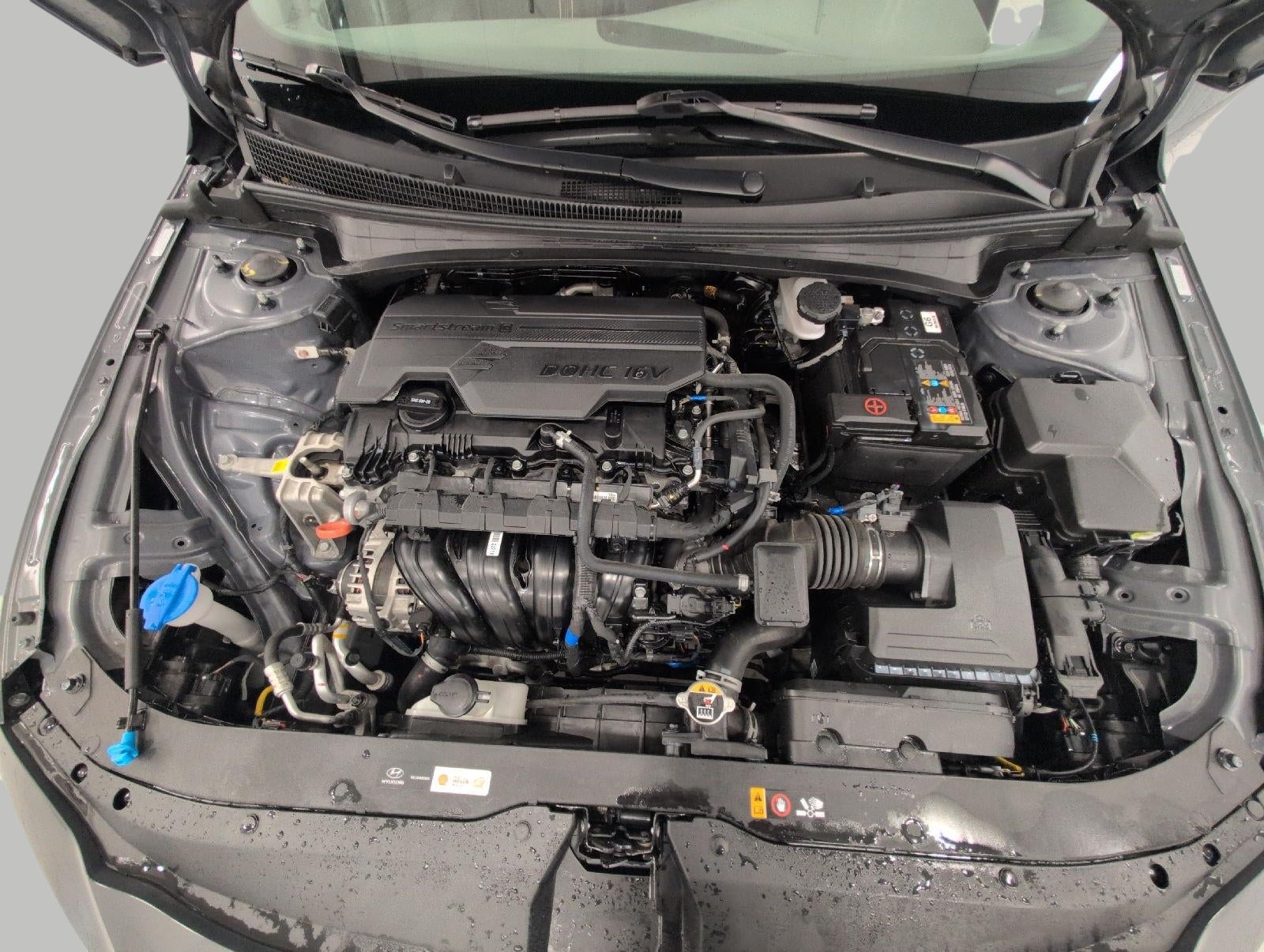 2024 Hyundai Elantra SEL IVT