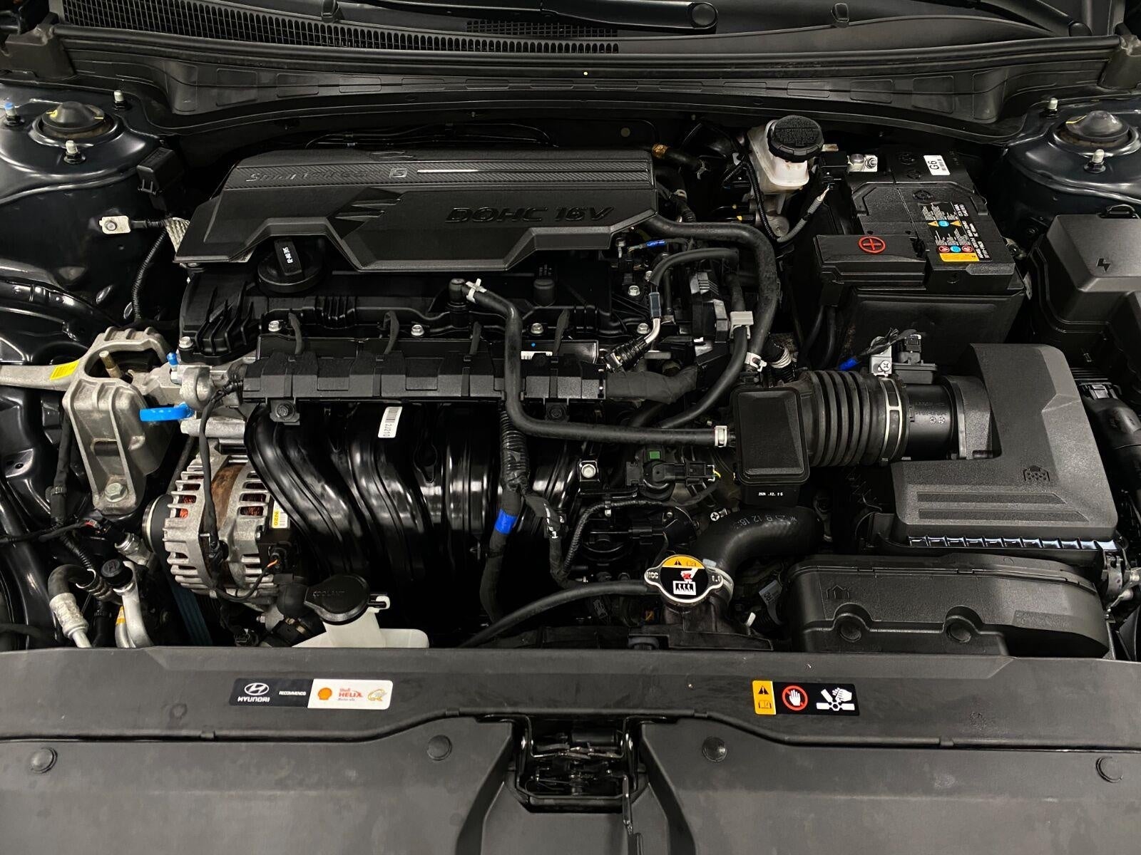2025 Hyundai Elantra SEL - Photo 10