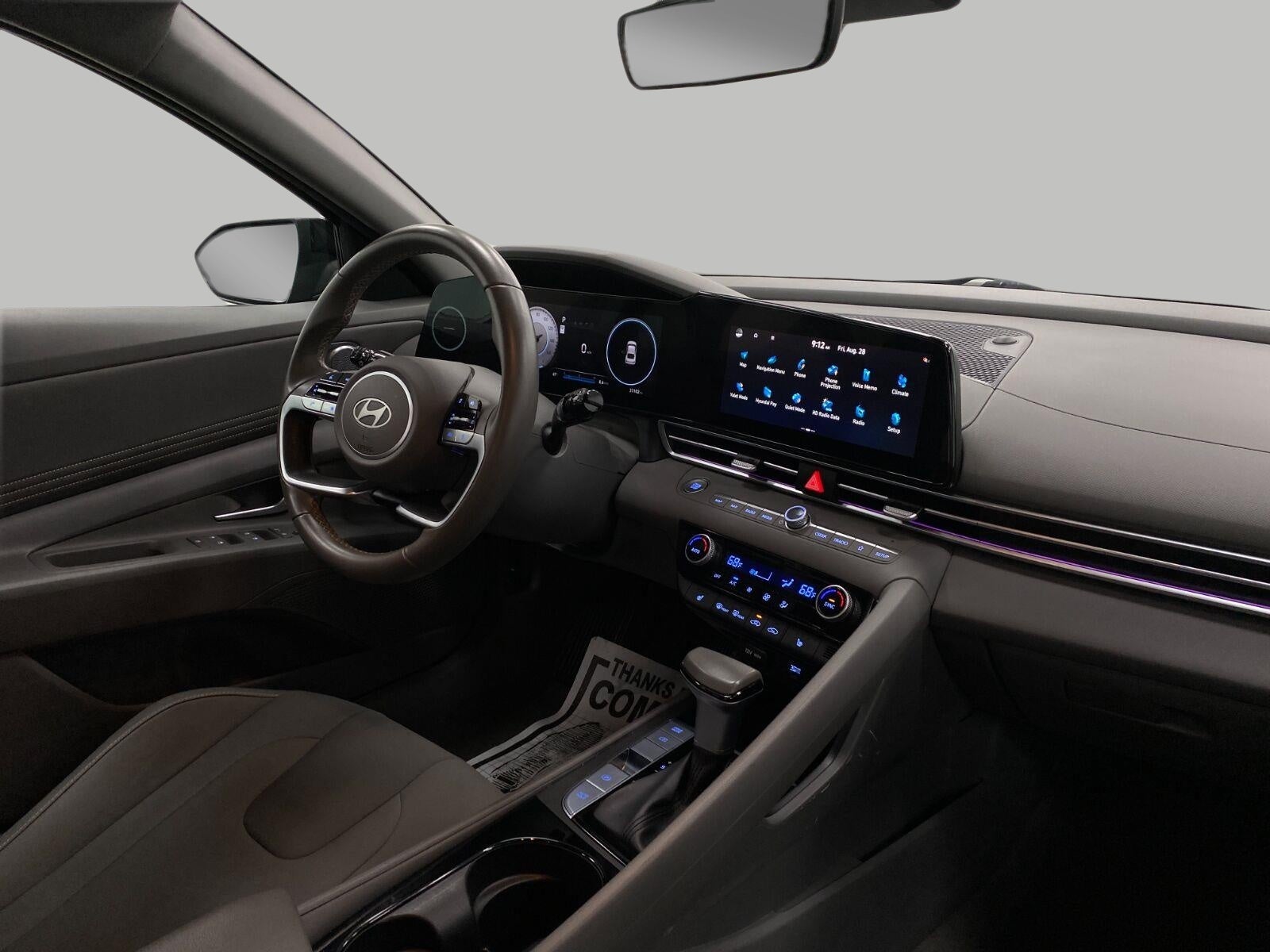 2025 Hyundai Elantra SEL - Photo 18