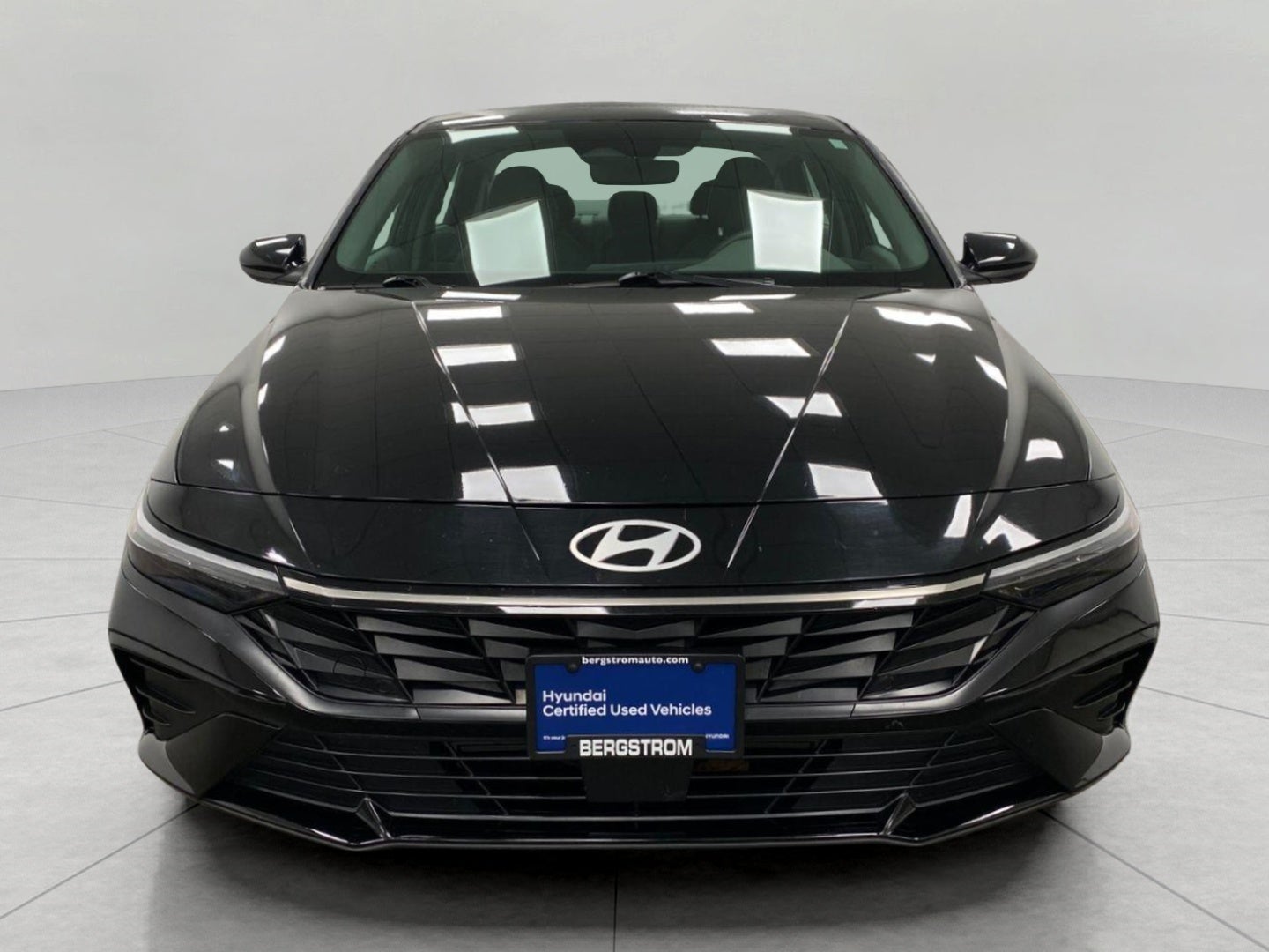 2025 Hyundai Elantra SEL - Photo 9