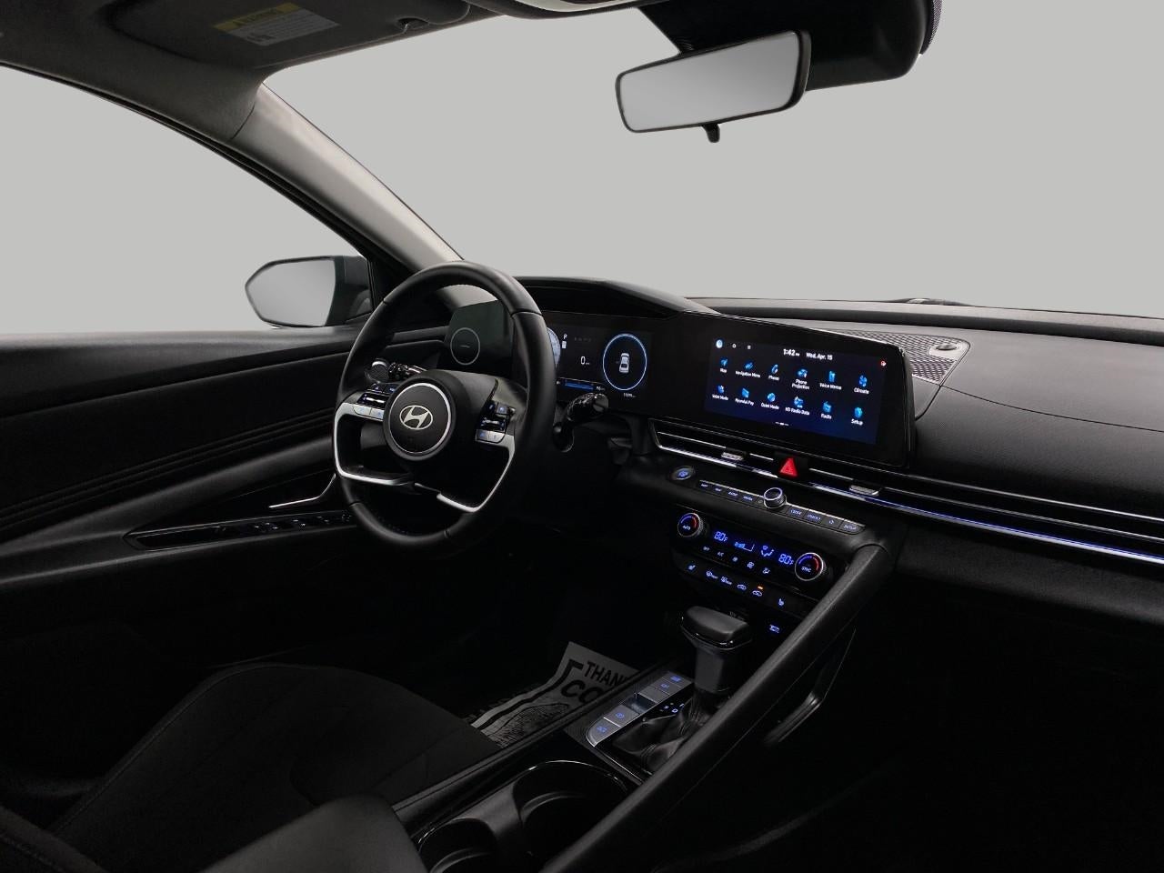 2025 Hyundai Elantra SEL Convenience IVT