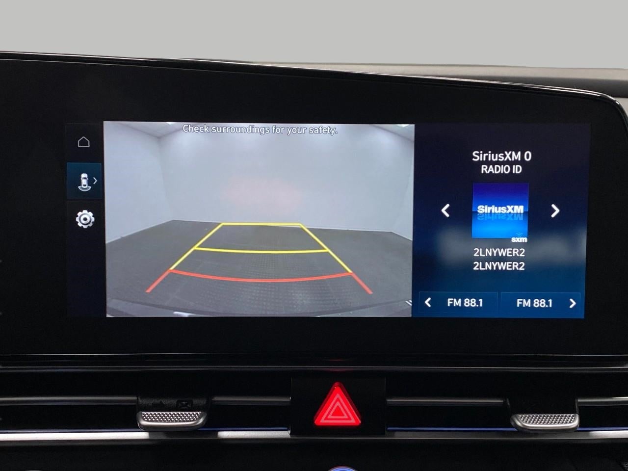 2025 Hyundai Elantra SEL Convenience IVT