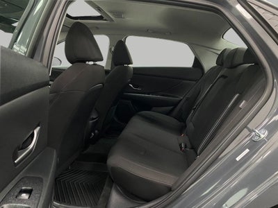 2025 Hyundai Elantra SEL Convenience IVT