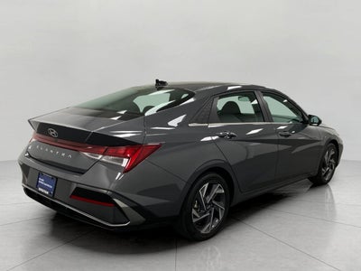 2025 Hyundai Elantra SEL Convenience IVT