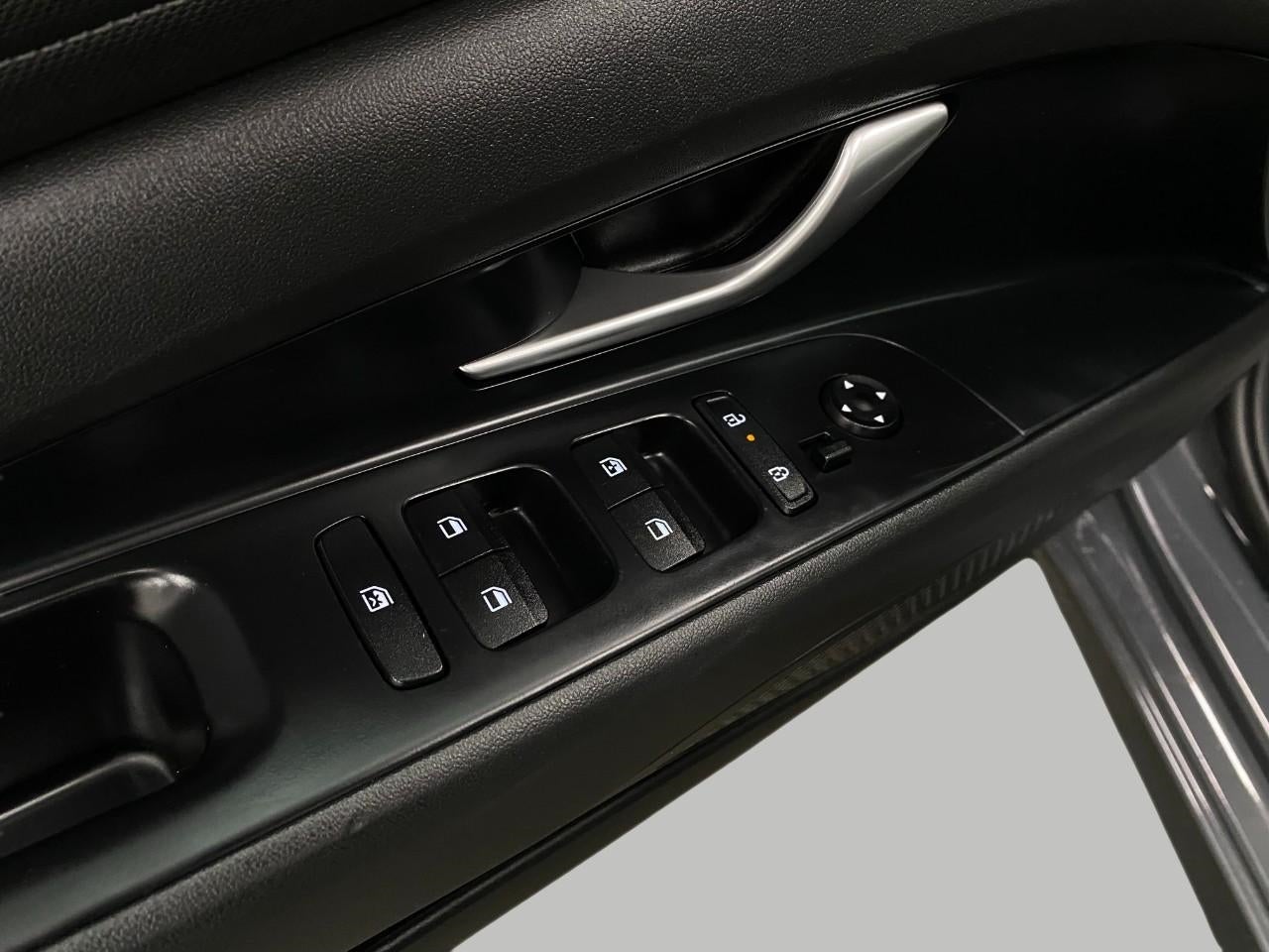 2025 Hyundai Elantra SEL Convenience IVT