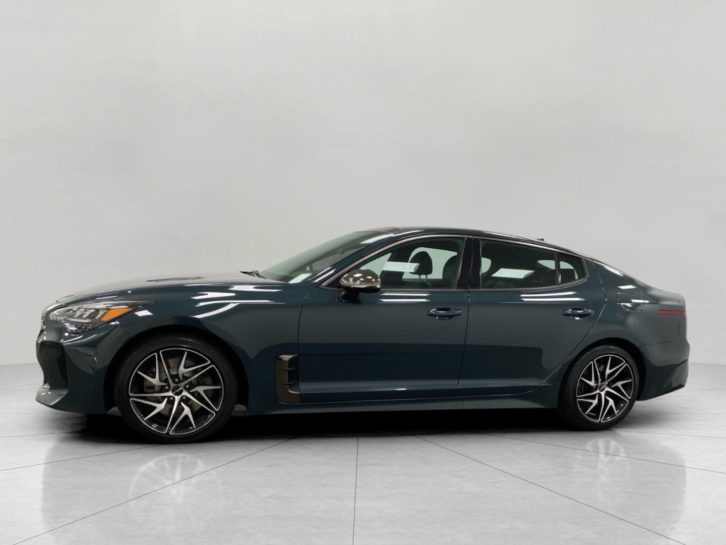 2022 Kia Stinger GT-Line AWD
