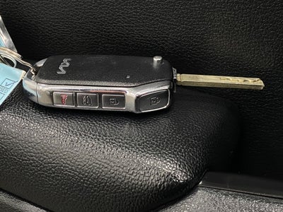 2022 Kia Soul LX IVT