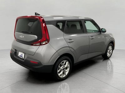 2022 Kia Soul LX IVT