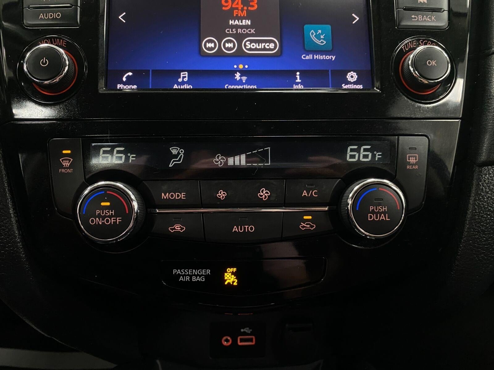 2018 Nissan Rogue FWD SV