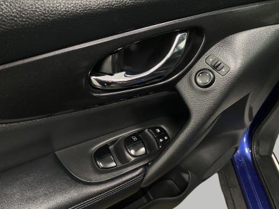 2018 Nissan Rogue FWD SV