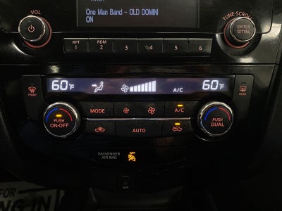 2015 Nissan Rogue FWD 4dr SV