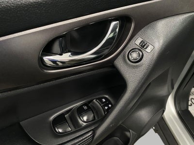 2015 Nissan Rogue FWD 4dr SV