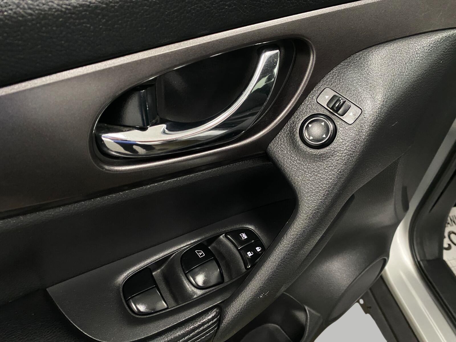 2015 Nissan Rogue FWD 4dr SV